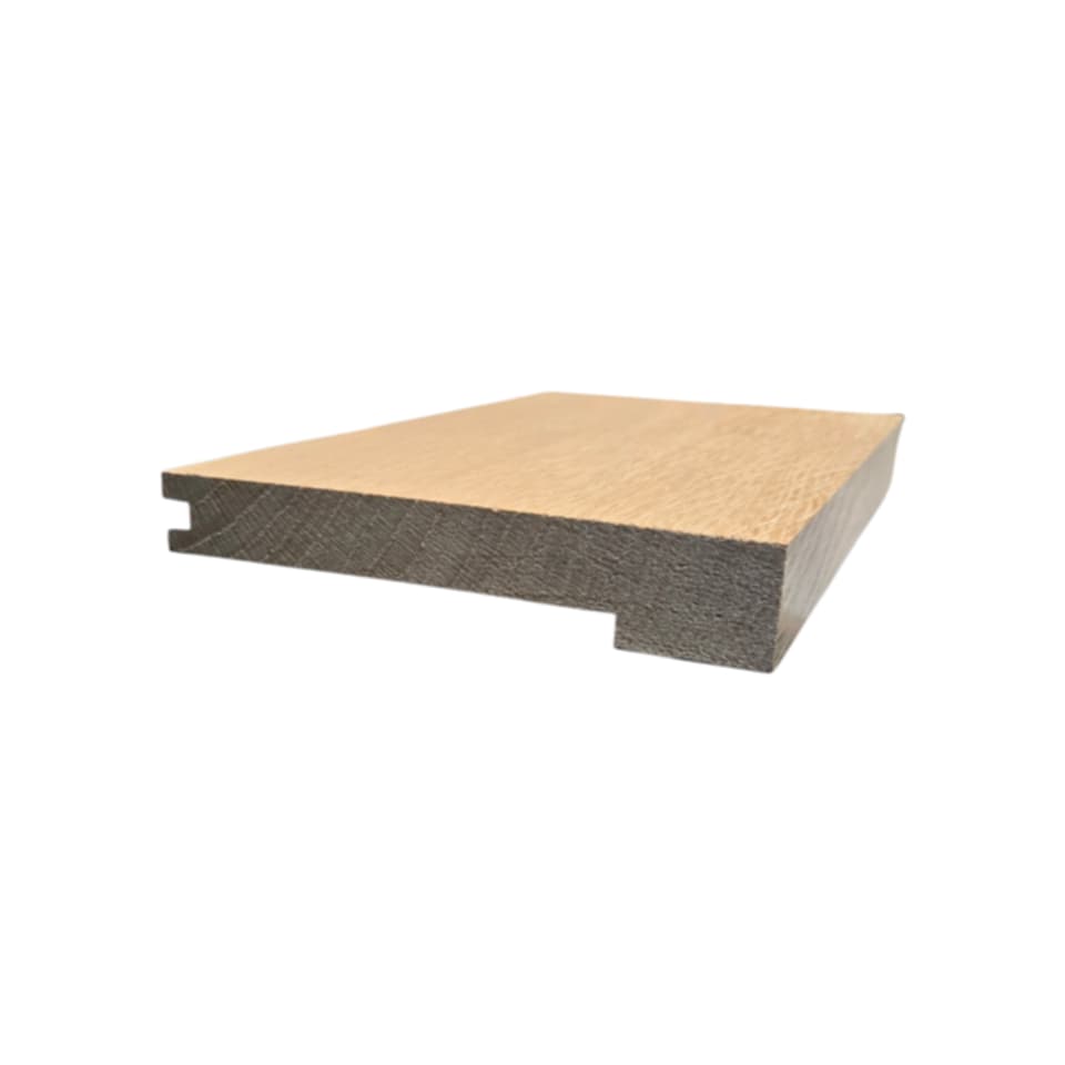 Landing Stair Tread – Square Edge (8496 Red Oak & 8495TG White Oak)